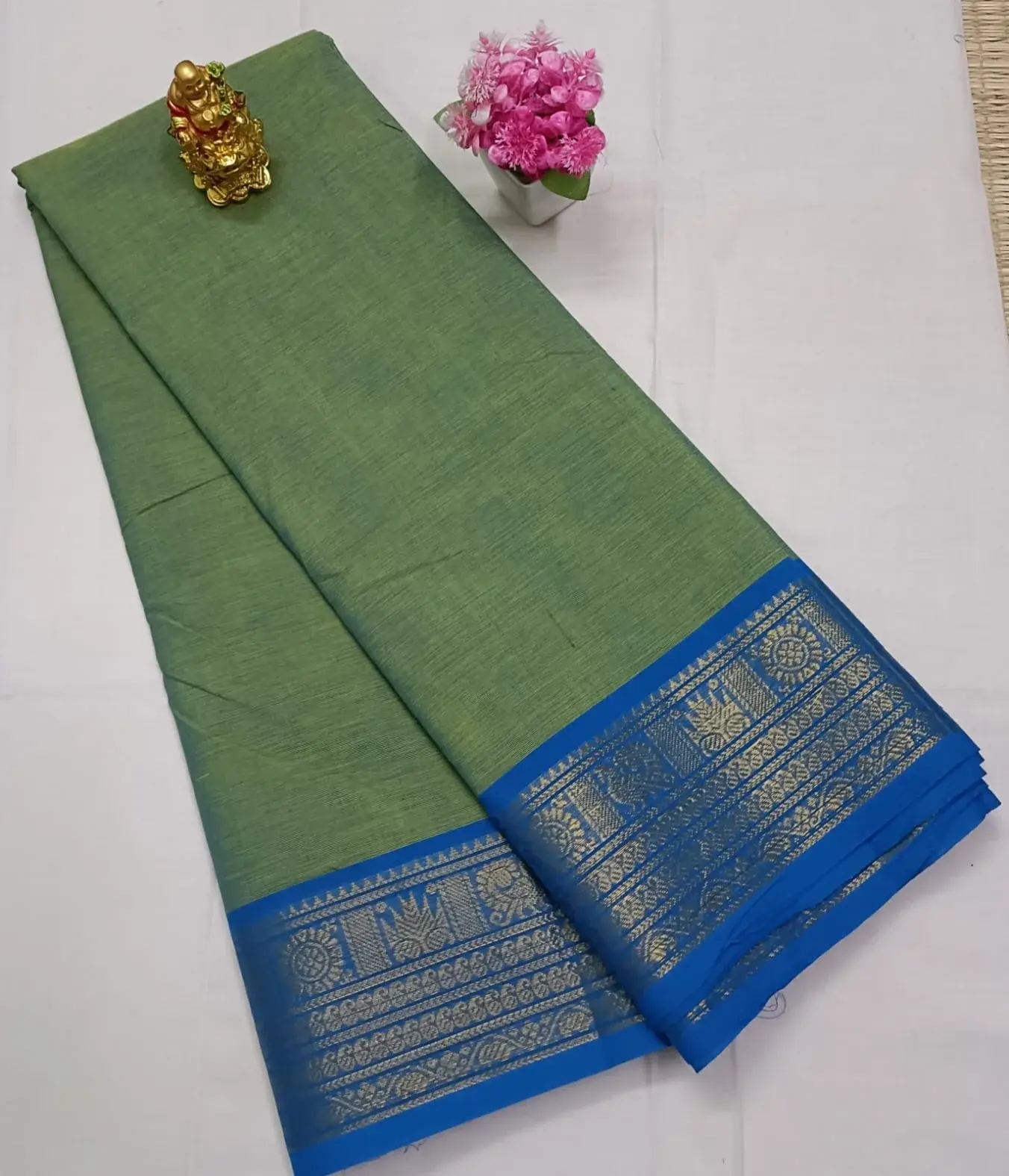 Temple Border Kanchi Cotton Zari Border Saree